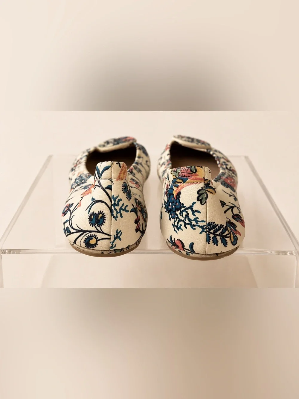 Tory Burch Reva Floral Ballet Flats Size 7 Cream Multicolor Leather Shoes